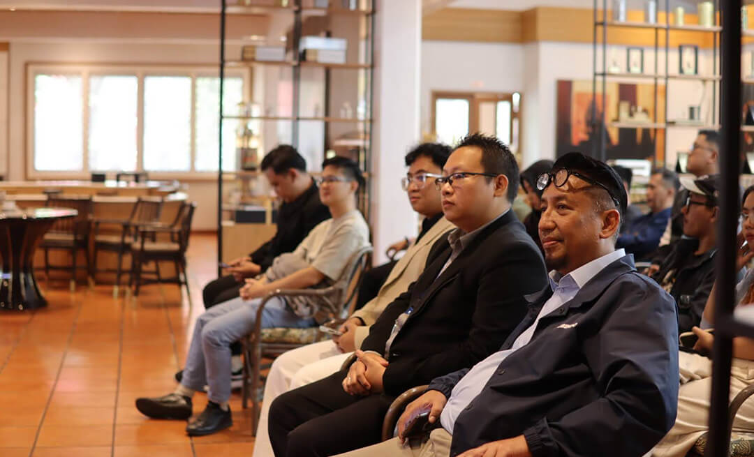 fombex-News19-konten1-Presscon