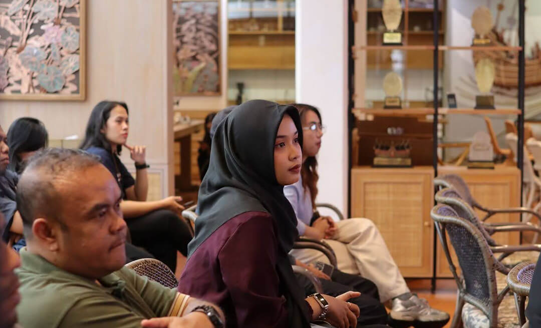 fombex-News19-konten2-Presscon